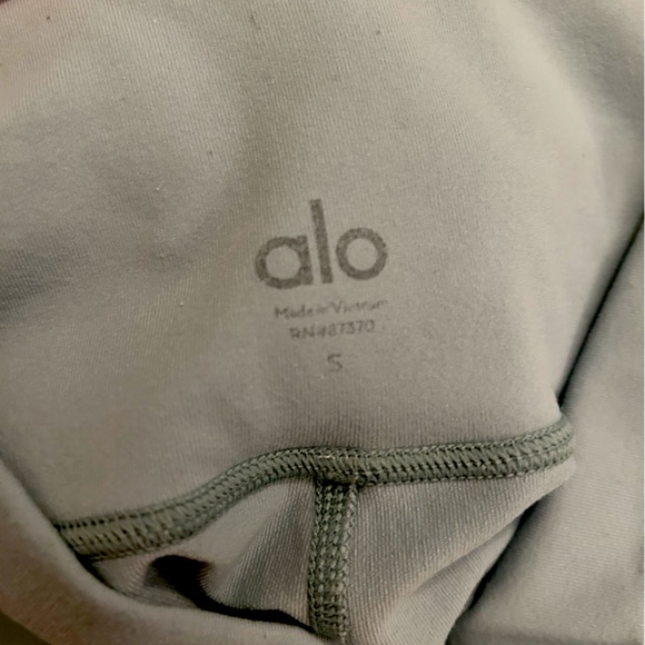 ALO YOGA 7/8 Leggings *Soft Seagrass* - Picture 4 of 5